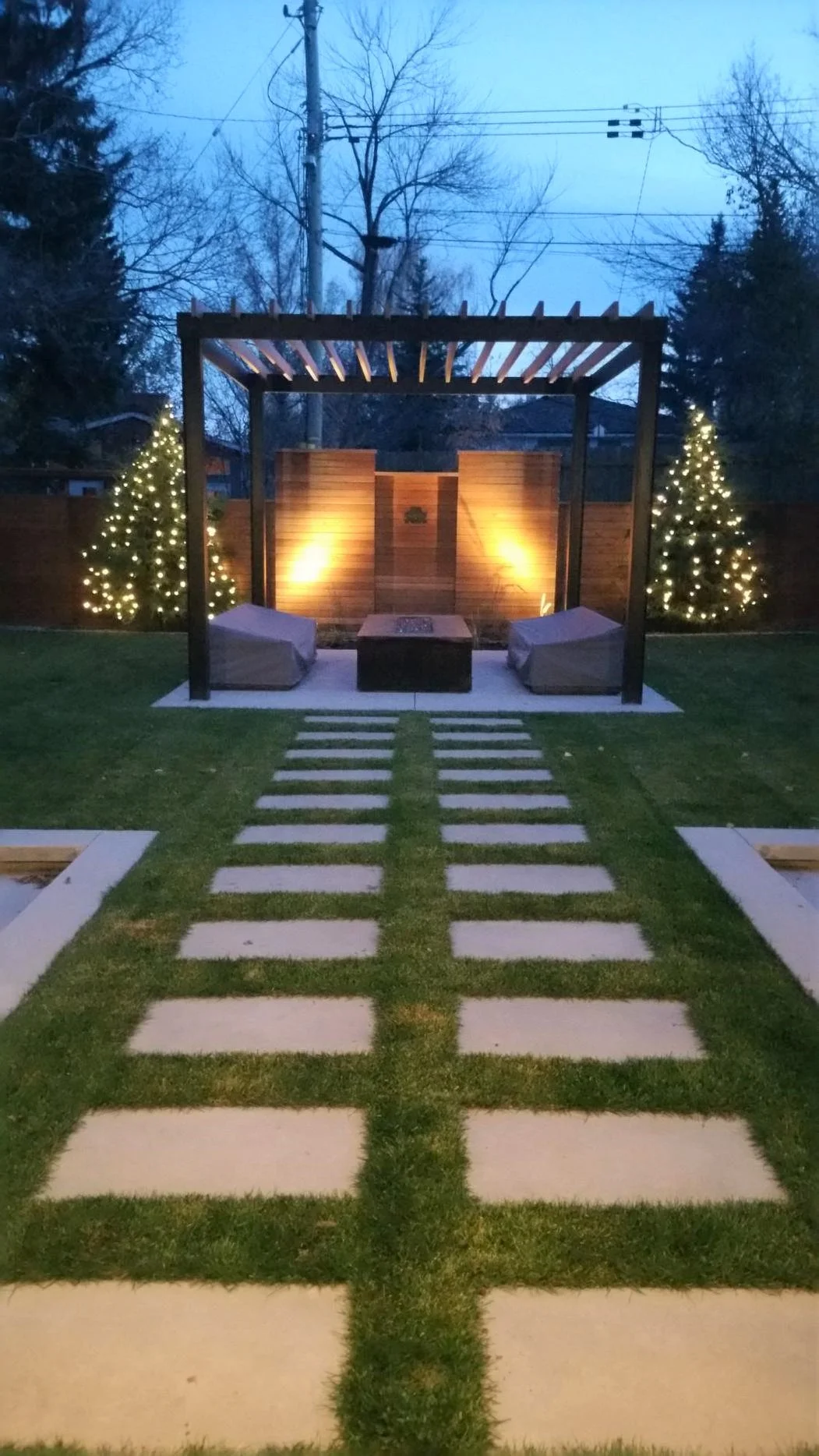 BACKYARD 1.jpg