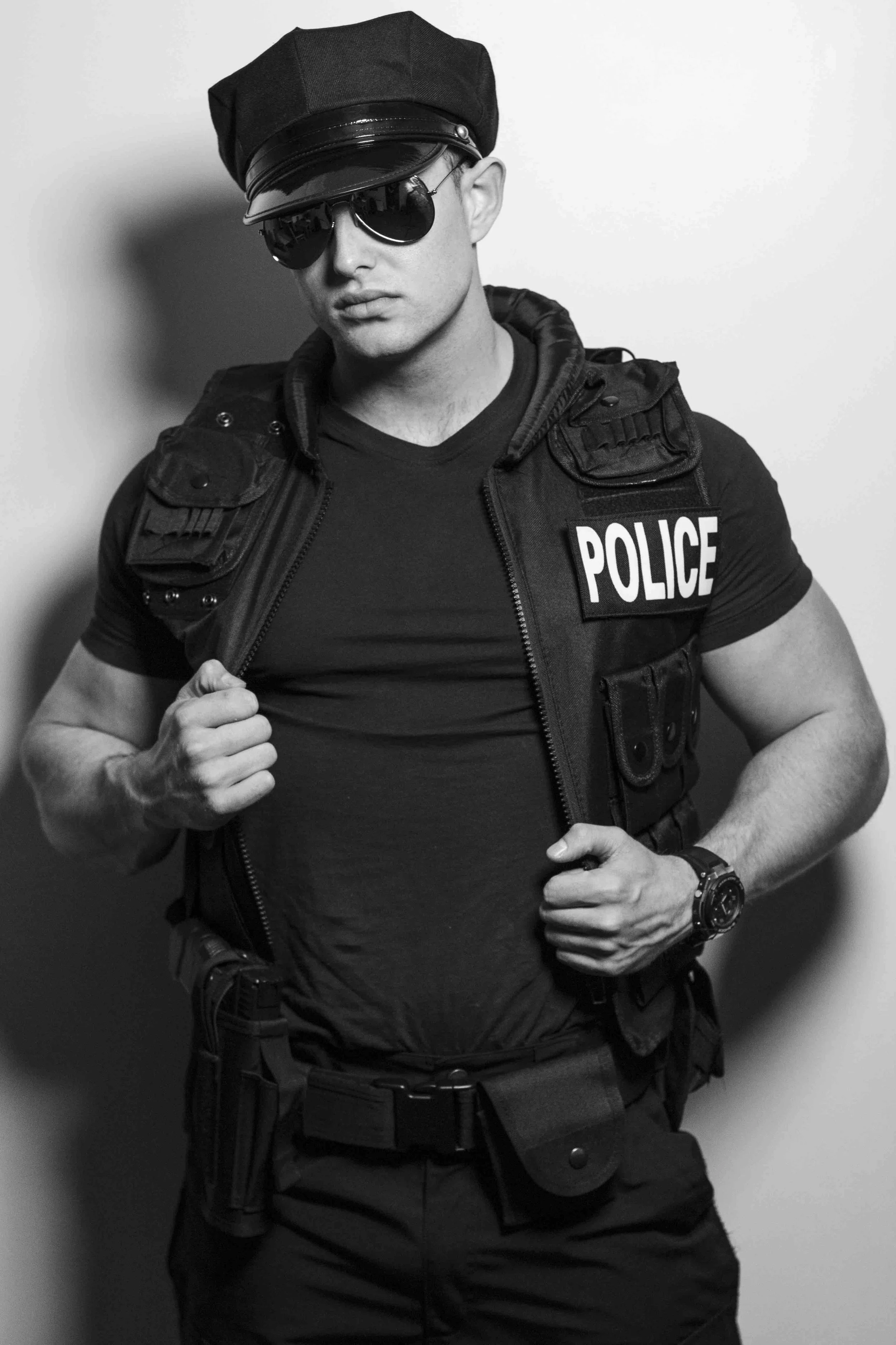 Male Strippers for Hire in Brisbane!