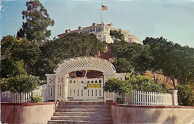 wrigley mansion.jpg