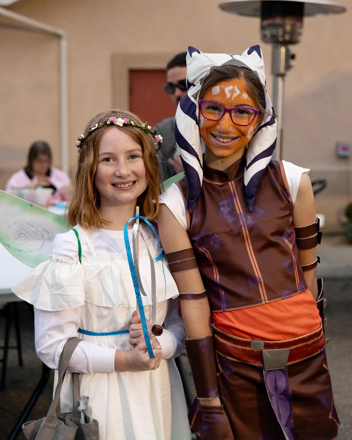 Last night we brought light to the darkness! Such a fun night and we were so blessed. Our parking lot was filled with over 400 people! 

Thank you so much to everyone who made this happen and helped spread the joy of Jesus to our community ❤️

#chris