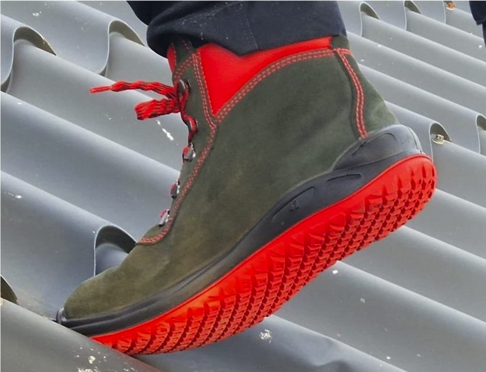 footwear best work boots for roofing uk