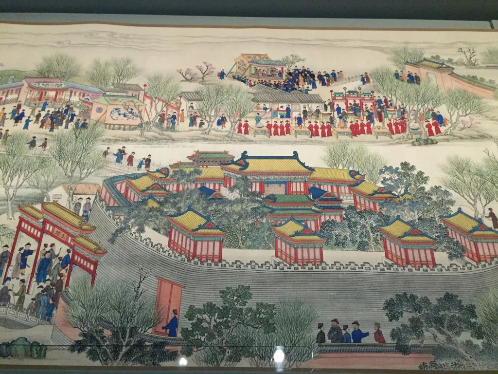 Section of a 40-meter scroll painting depicting the 60th birthday procession of the Kangxi Emperor. Now on display at the Meridian Gate.