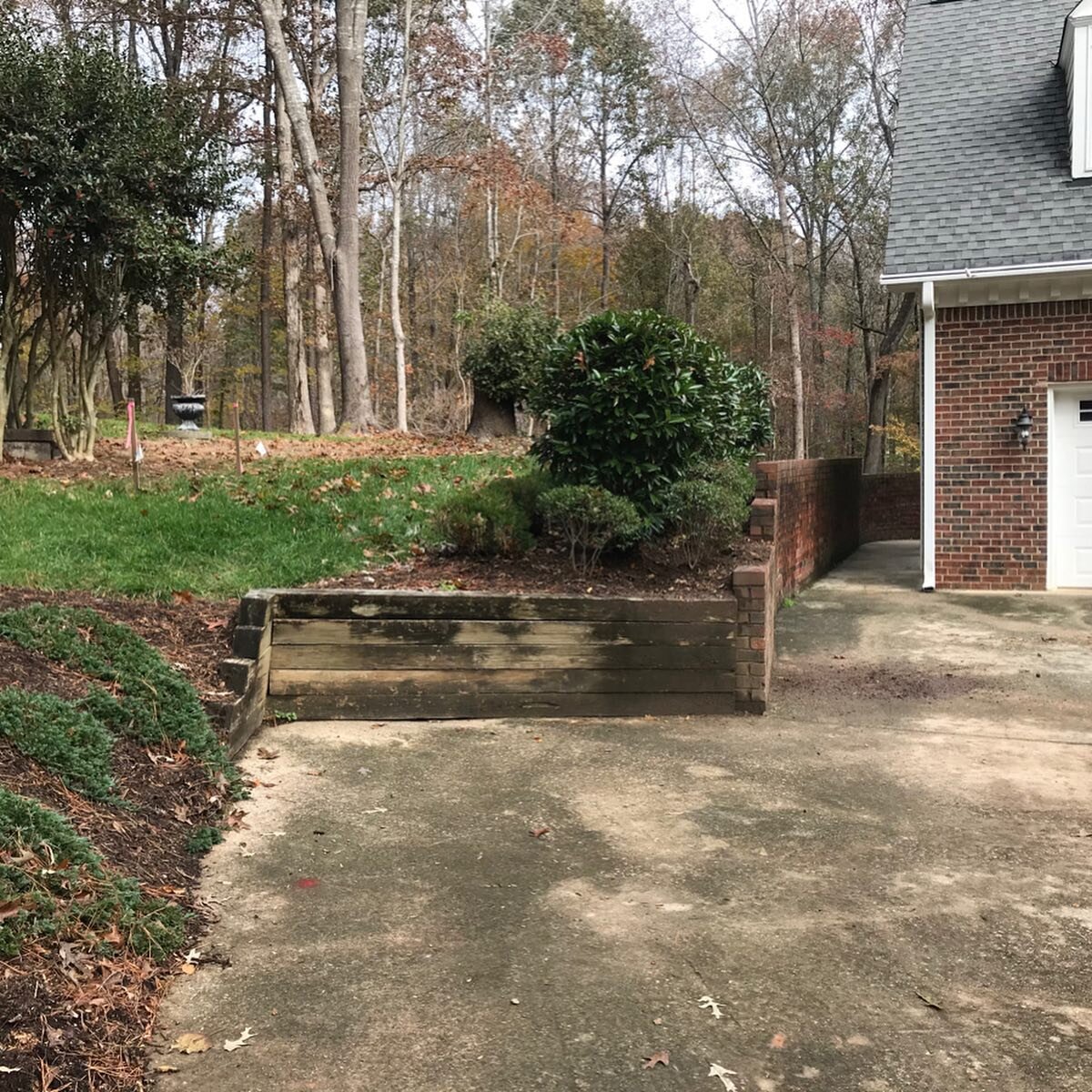 Before and during demo on one of our current brick retaining wall replacement and relocation project. 
#retainingwalls #unitpaving #landscapeconstruction #contractorsofinsta #landscape #rockwoodwalls #hardscapes #disignbuildinspire #retainingwallinst