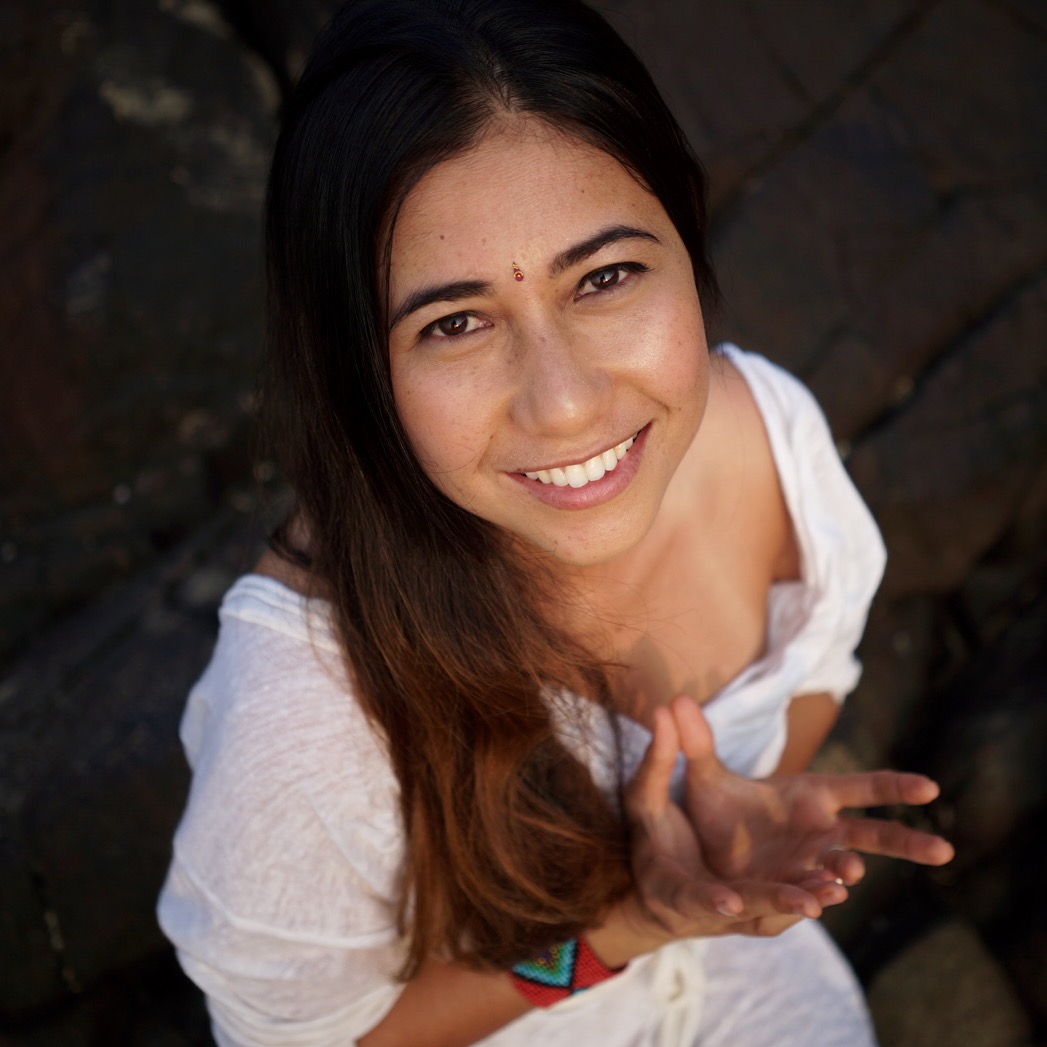 sophie siegel: Abroad partner, event producer, yoga teacher & concierge, international dj