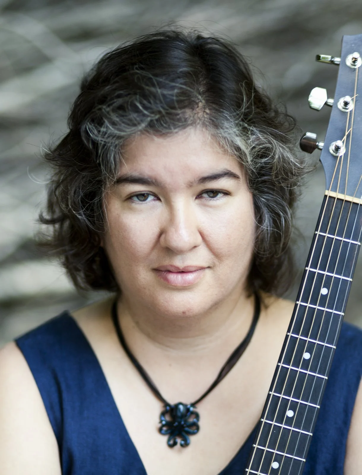 Meg Dedolph Meg Dedolph is a traditional dance caller and a parent of a gifted child in the Chicago area. She calls regularly at the Chicago Barn Dance Company's contra dances and at other dance series, events and festivals in the region. She is the caller and co-organizer for a monthly all-ages community dance in Glen Ellyn, and has been a staff musician and caller at summer folk music camps in Tennessee and Maryland.