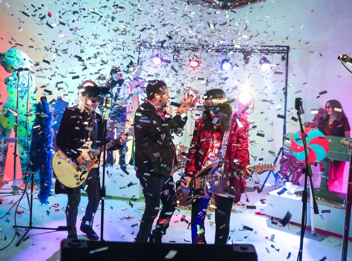 20th confetti by Anabel Dflux.jpg