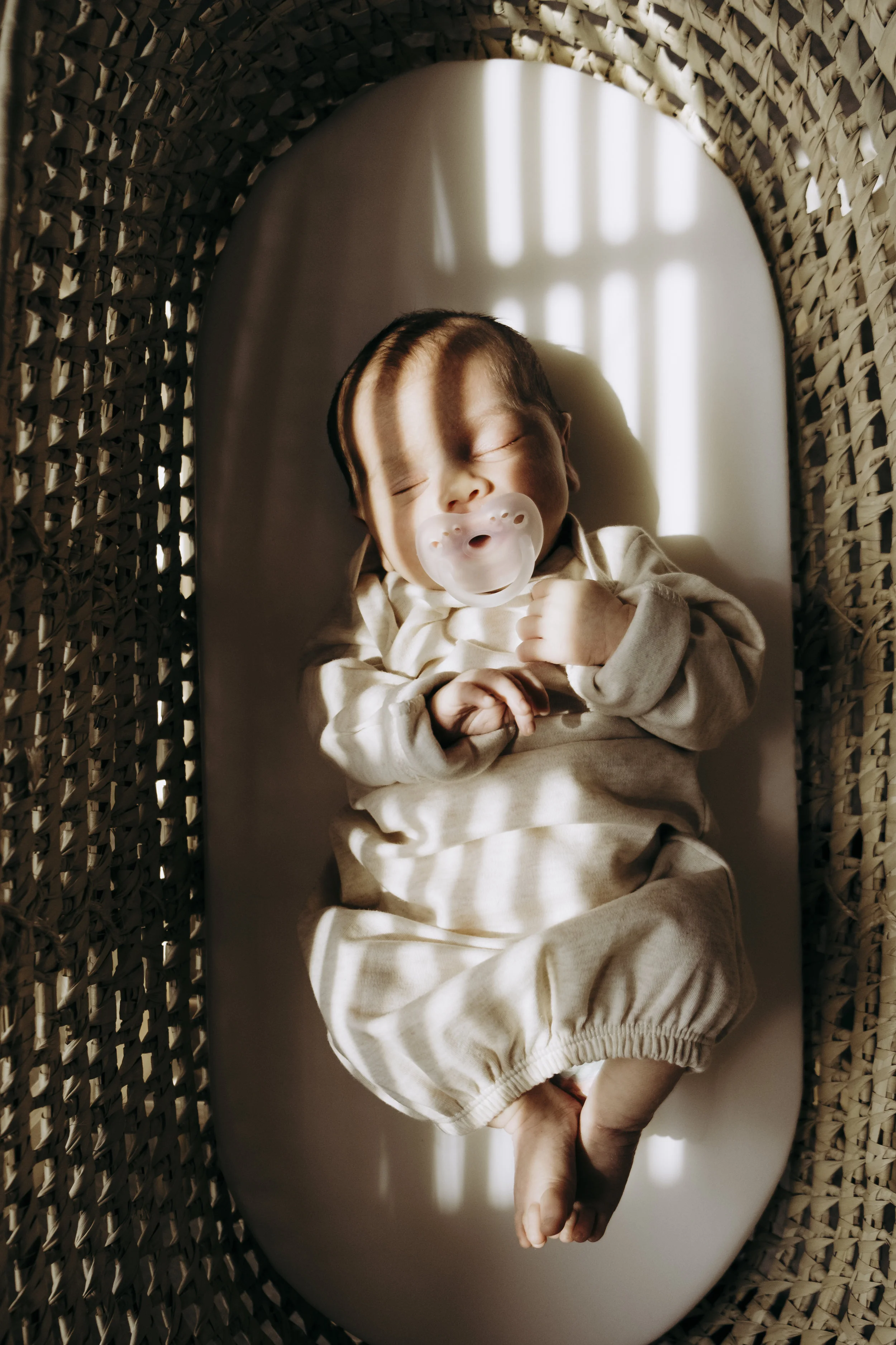 allie wilson photography nj new jersey lifestyle newborn session