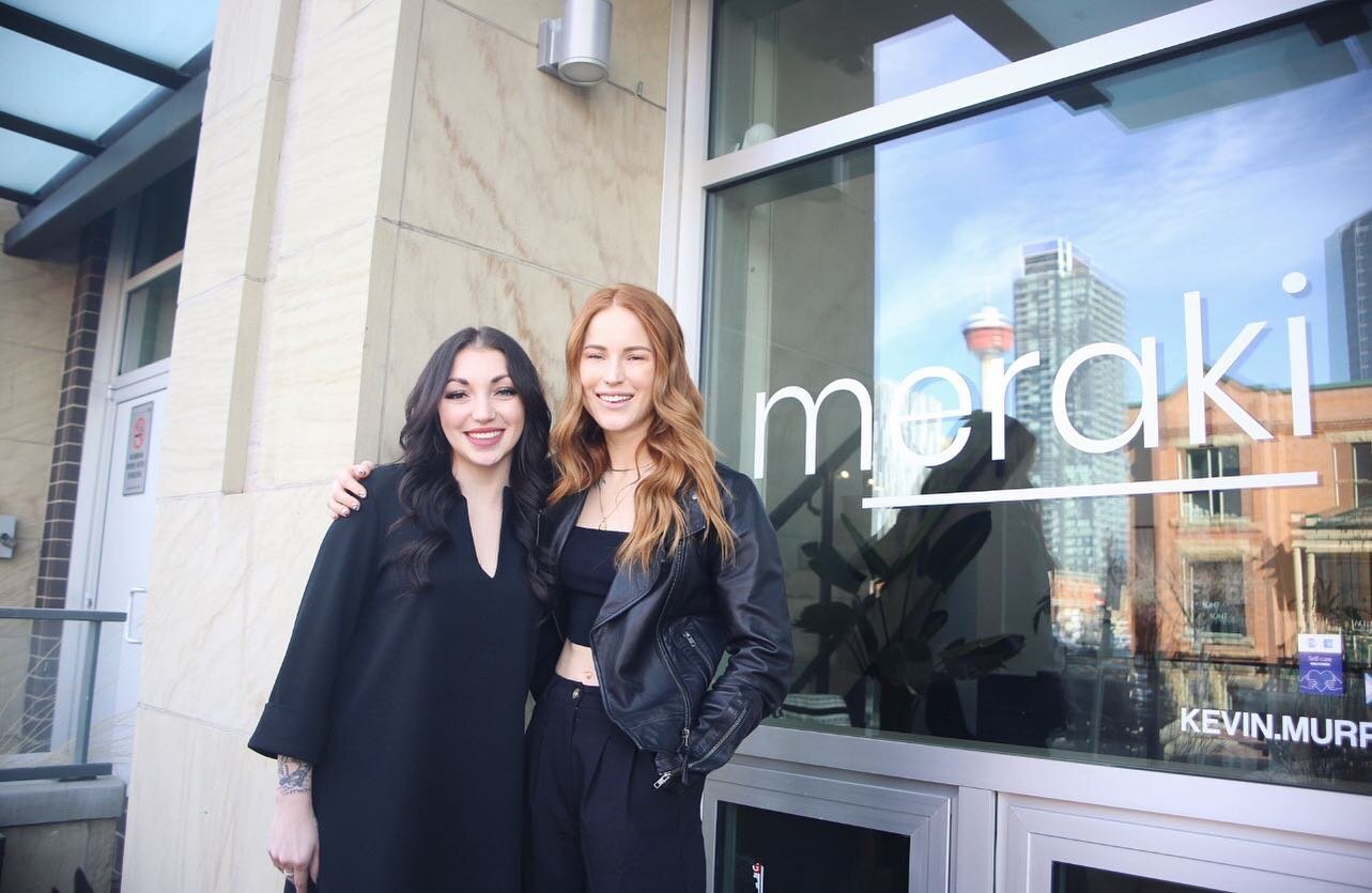 For those of you who have been with us since the beginning and those who are new to the space, welcome to meraki ! Alexis (on the left) Marika (on the right). We became partners back in 2019 and wanted to create a safe space that was relaxing yet emb