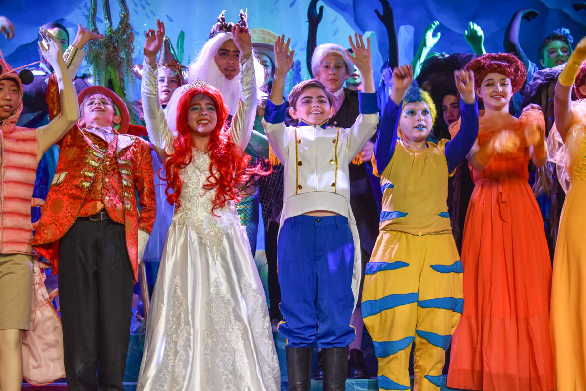 WEB Chandler-PAIS-Smiling Theatre.jpg
