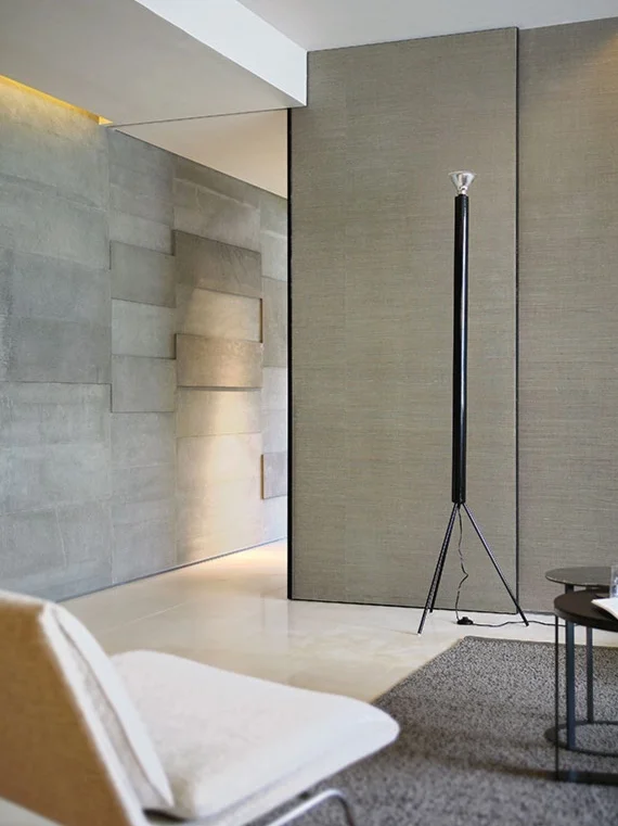 luminator-floor-castiglioni-flos-F37700-product-life-02-571x835.jpg