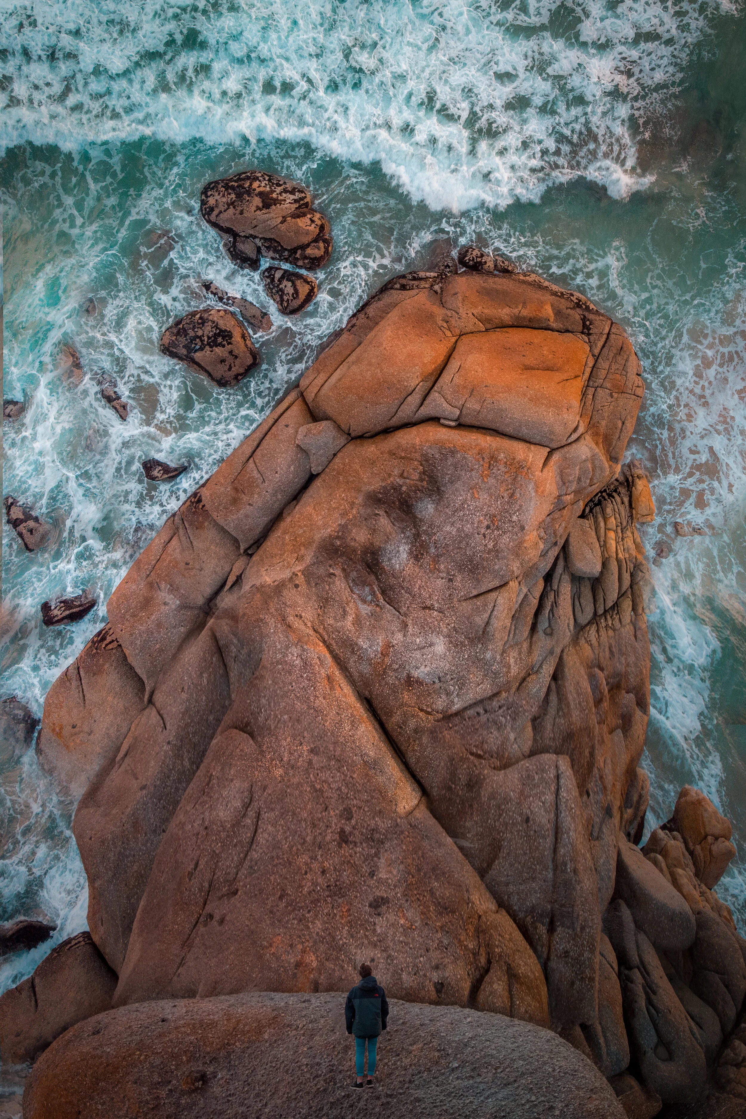 tilted ocean HDR.jpg