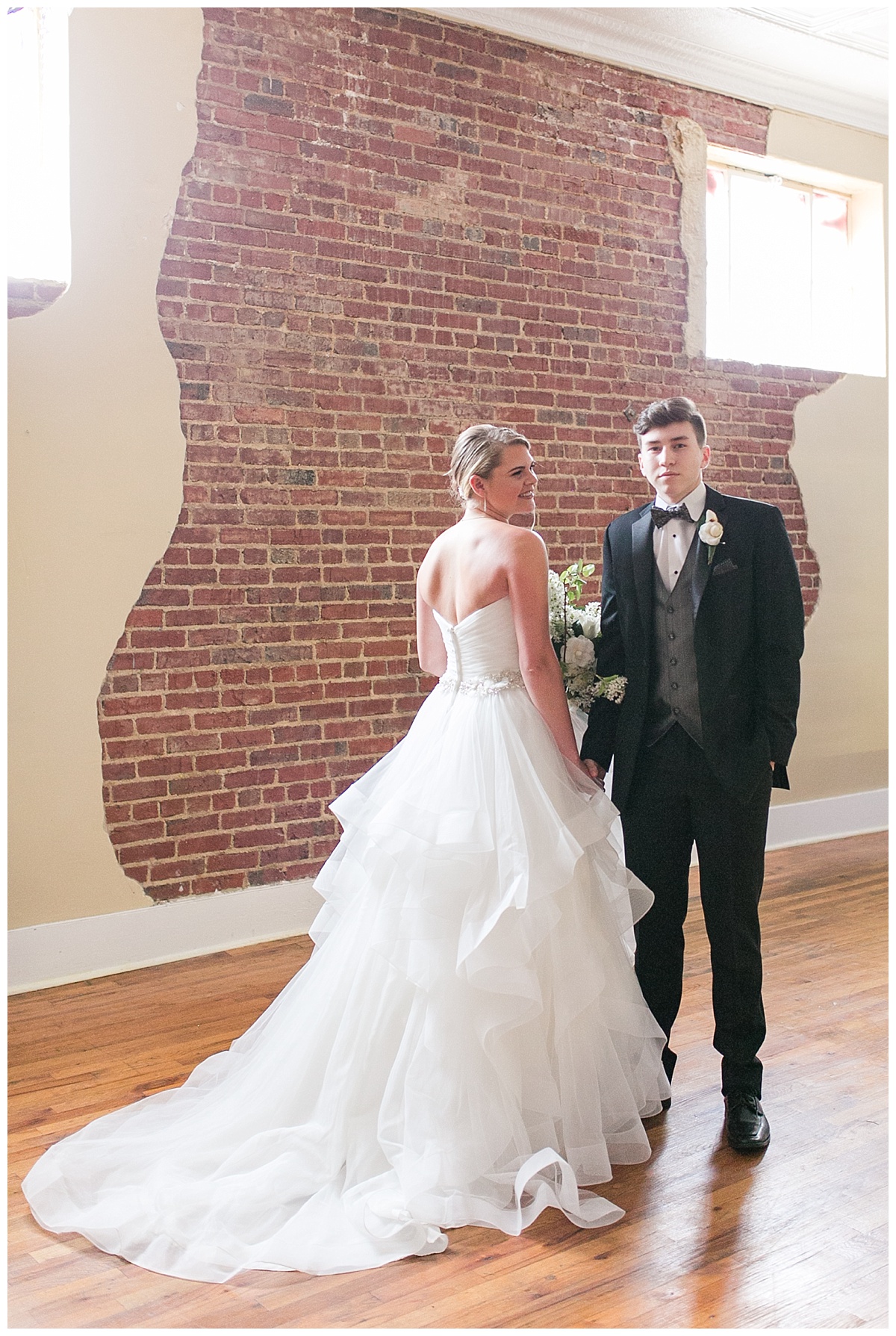 Scott's_Downtown_Monroe_Ga_Wedding_Photograpehrs_0004.jpg