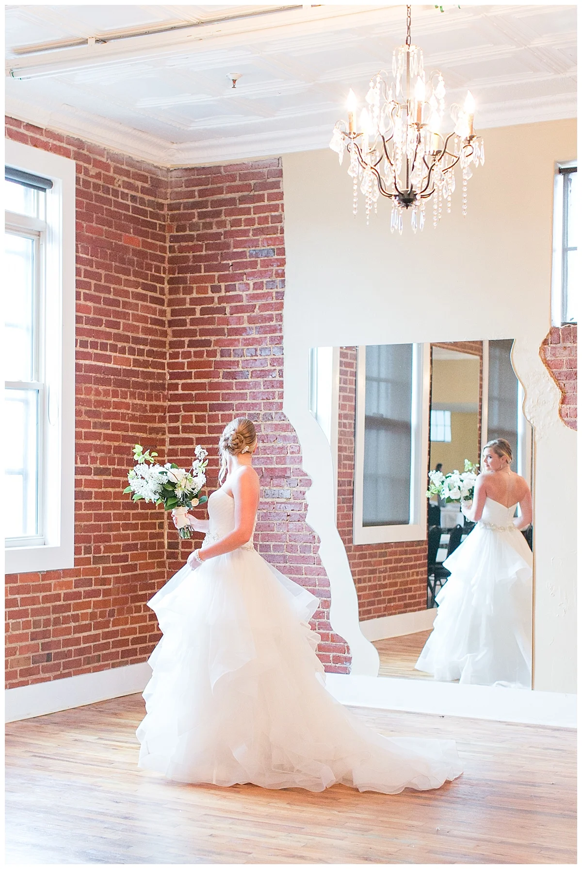 Scott's_Downtown_Monroe_Ga_Wedding_Photograpehrs_0015.jpg