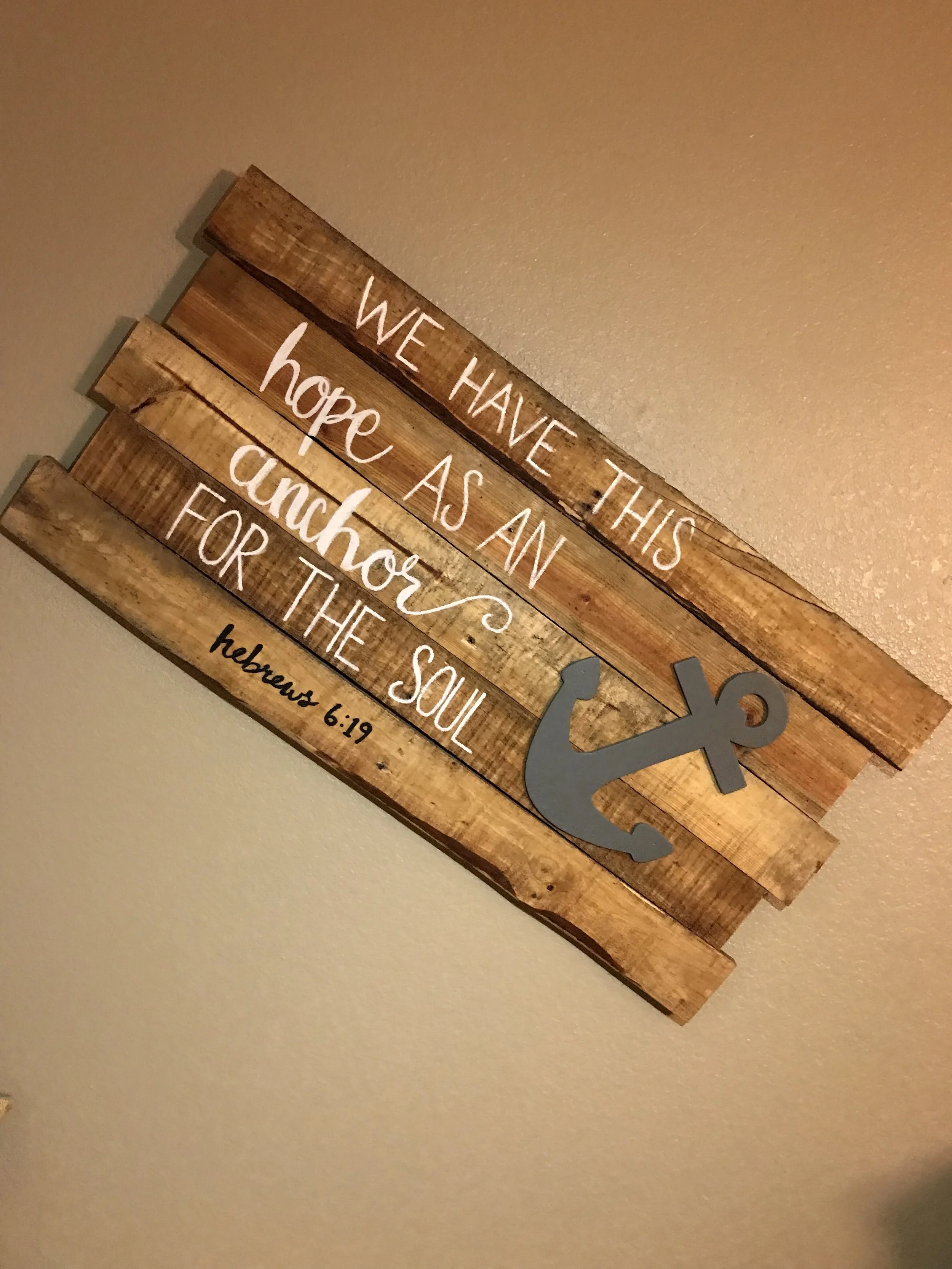 Pallet Wall Art - Anchor Wall Decor