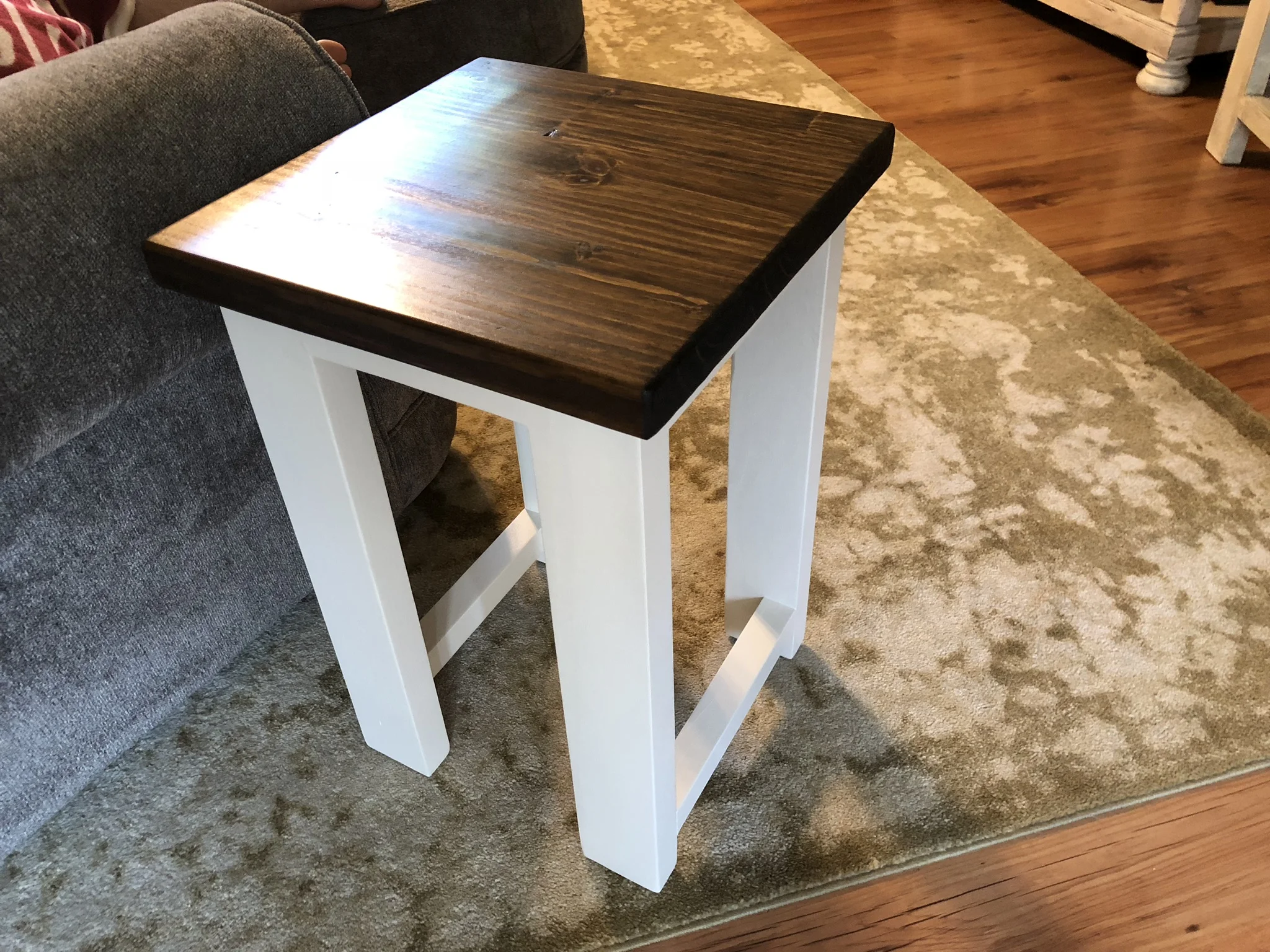 farmhouse side table.jpg