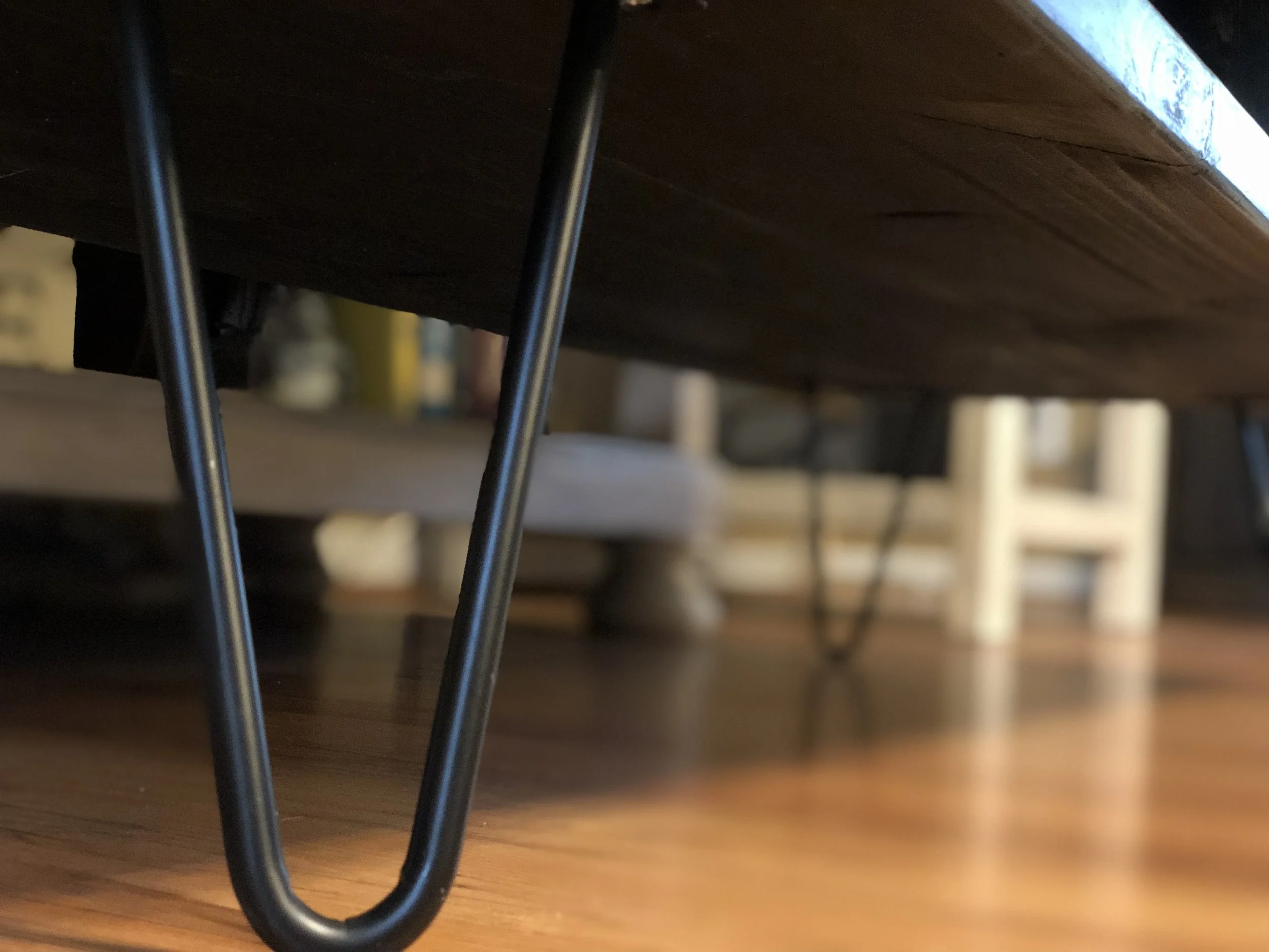 tv stand with hairpin legs diy.jpeg