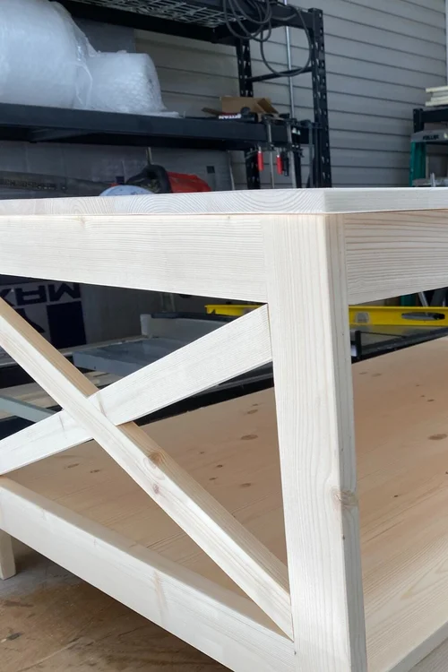 DIY Farmhouse Coffee Table With Step By Step Build Plans — 731 Woodworks