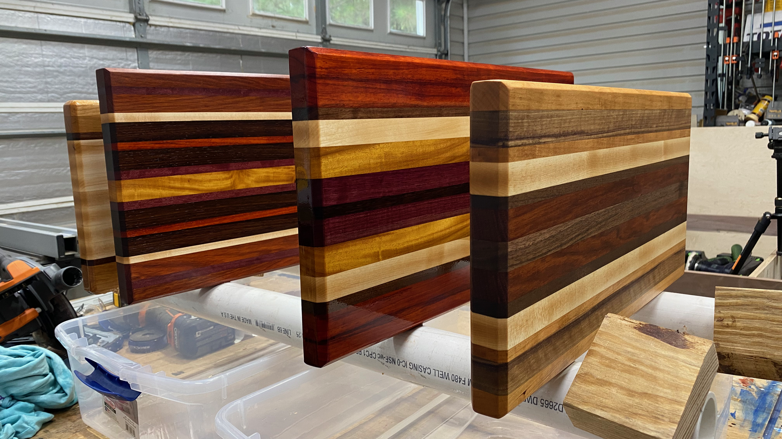 https://images.squarespace-cdn.com/content/v1/5a50cdd3b078698212f6e6af/1627221651862-SK5OEIQWDMOW6ZYKLSH7/cutting+board+drying+rack.png