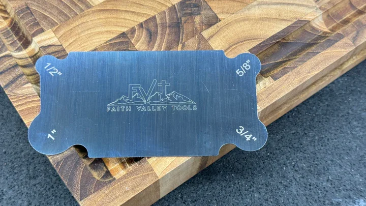 Save up to 30% on Cabinet Scrapers Right Now