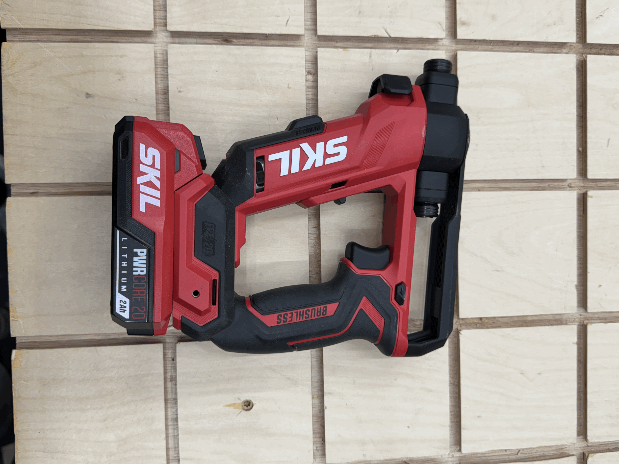 Used SKIL 12V/20V Brushless Flip Drill (Battery Included)