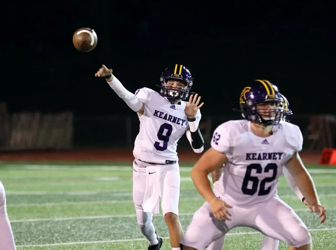 Bulldogs Rally Back to a 41–34 District Playoff Win Over Winnetonka