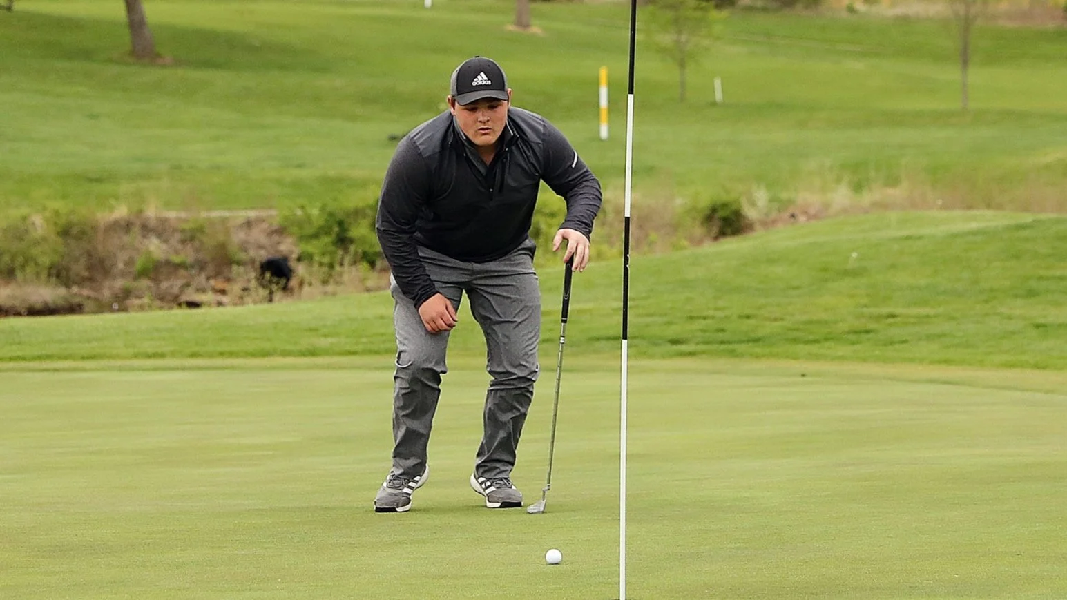 Bulldog Boys Drive Great Results at Conference Golf Championships