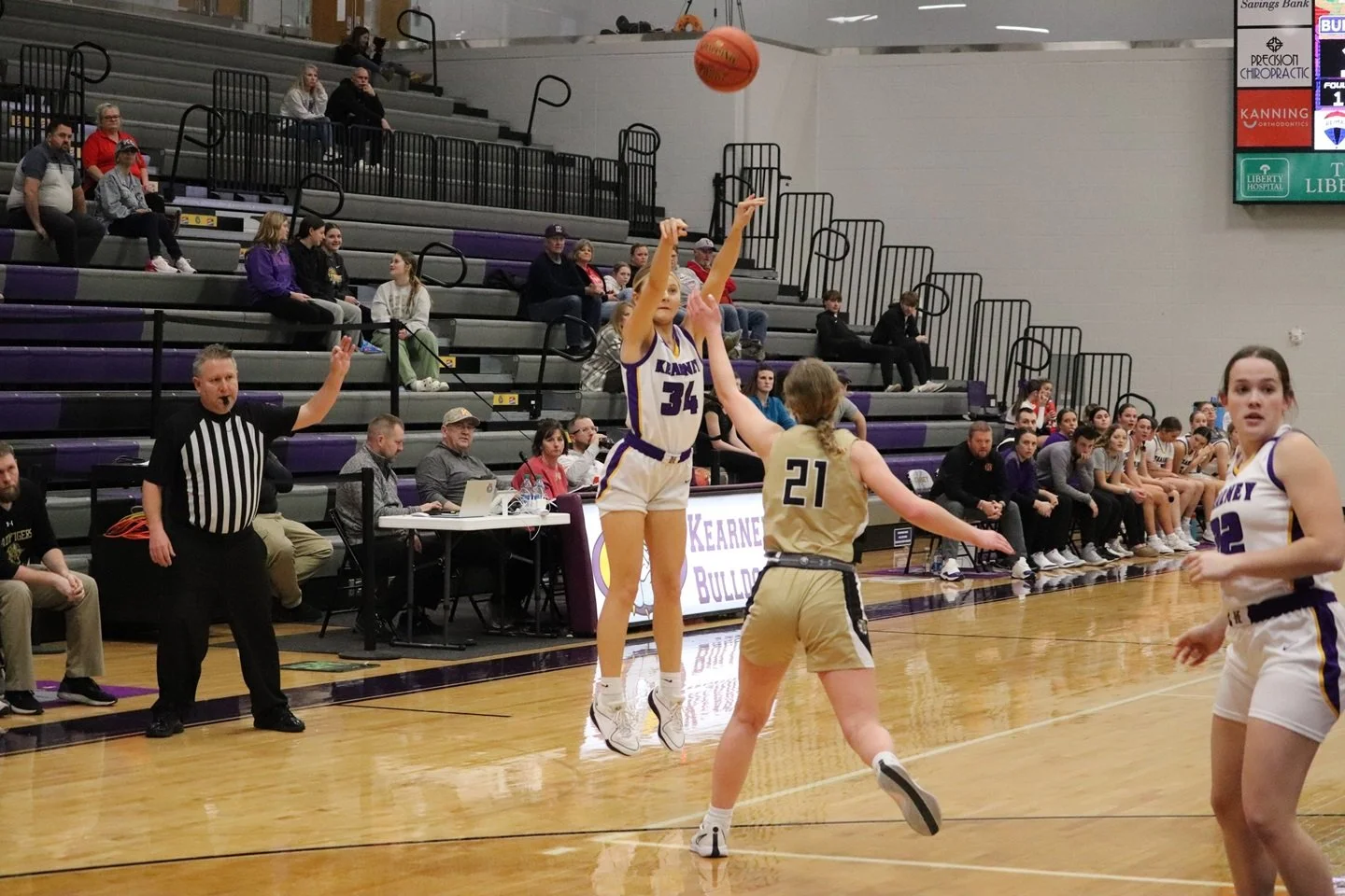 Bulldogs Tame Tigers in Double Header