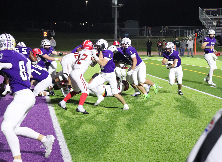 Bulldogs to Face Savannah in District Final