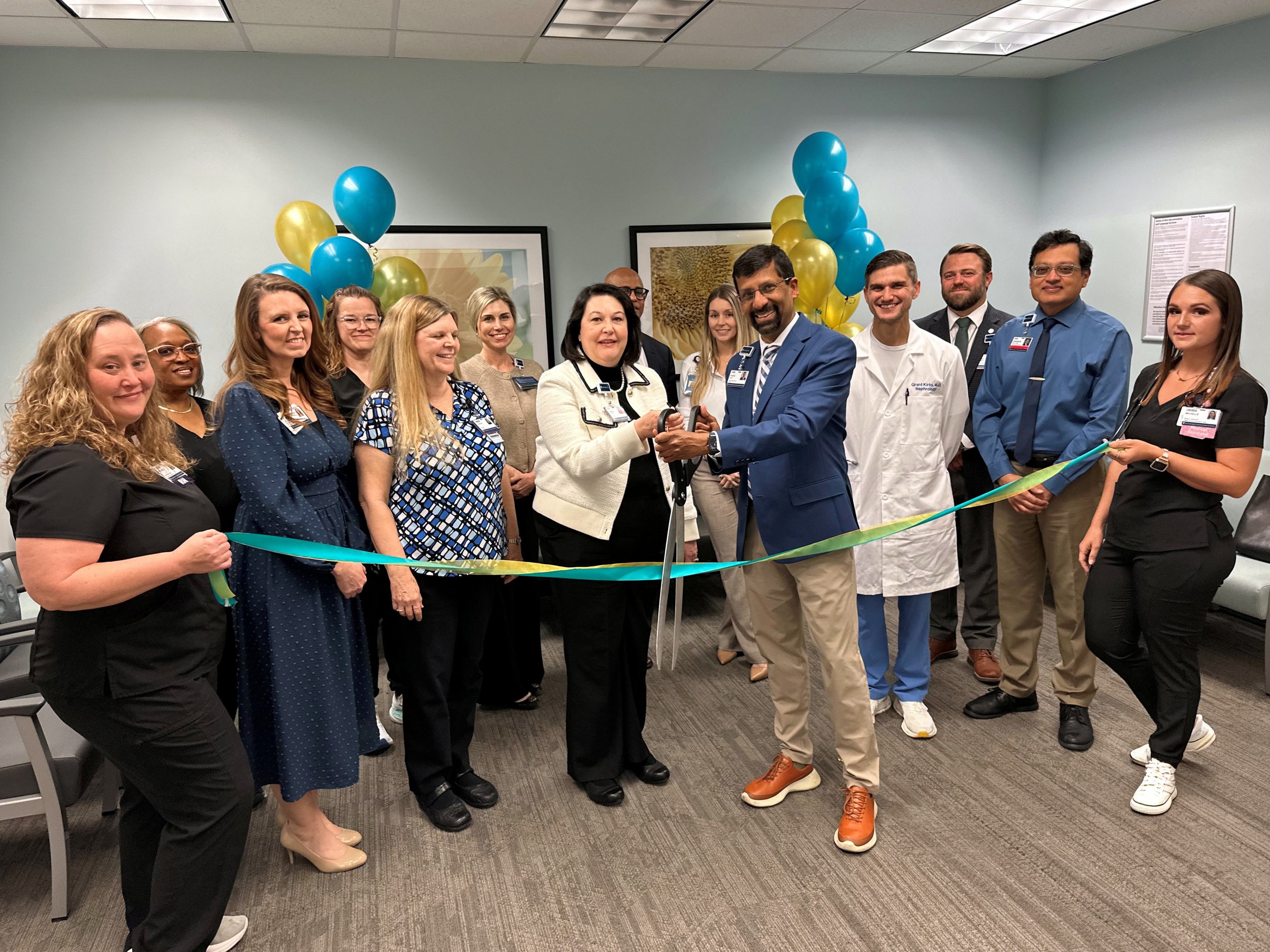 Liberty Hospital Celebrates Opening of Multispecialty Clinic