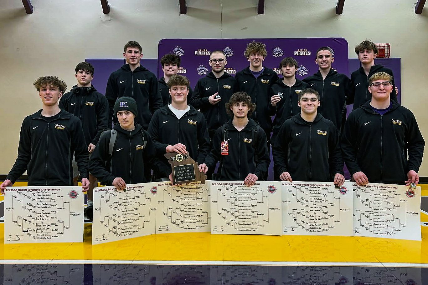 Boys Wrestling Earns District Title