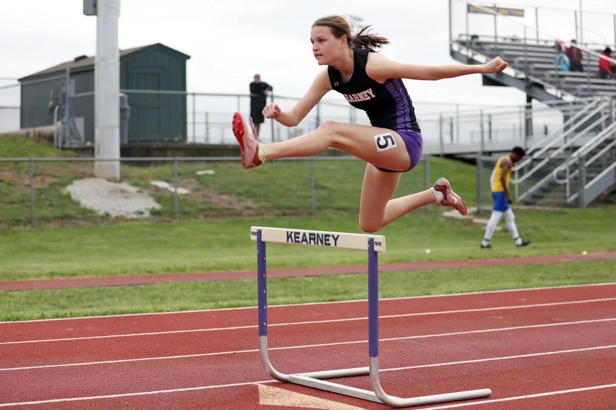 Bulldogs Excel at Kearney Classic