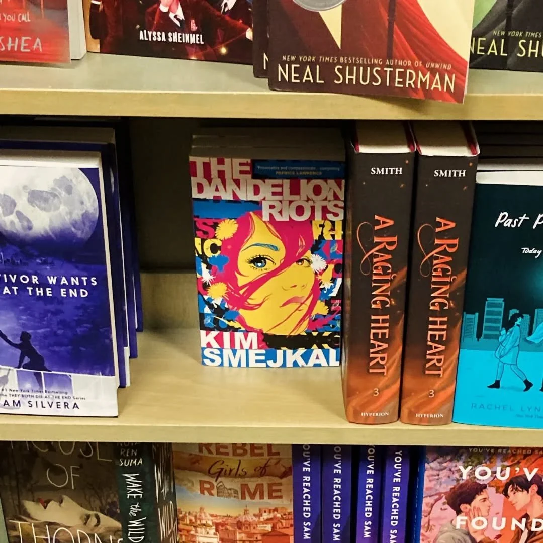 She sure looks fierce out in the wild 😊 

The Dandelion Riots has already been out in the world for 2 weeks now. Big thanks to every reader! 

🌼🌼🌼

#canadianauthor #queerlit #thedandelionriots #yafantasy