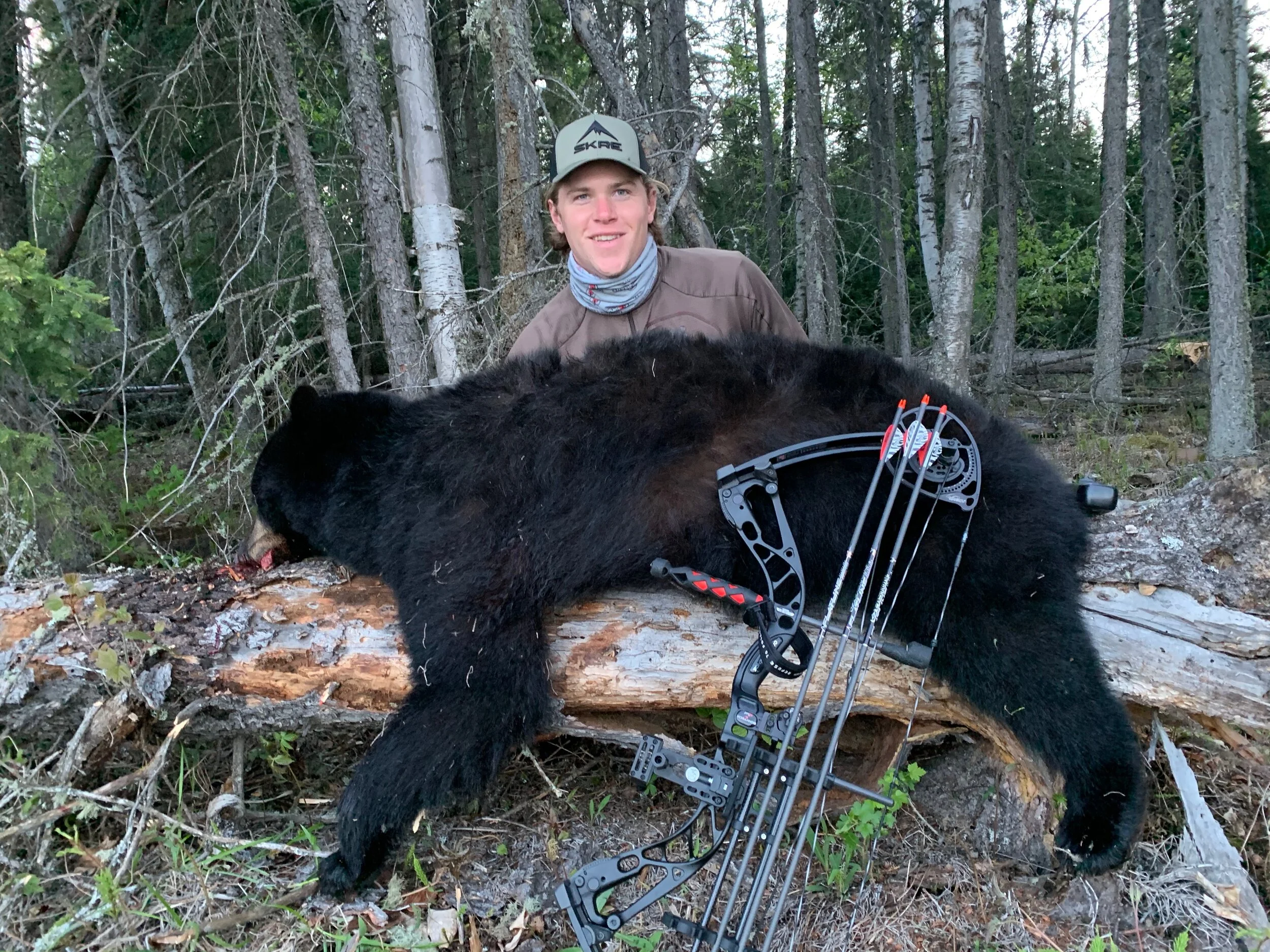 Man Compound Bow Bear.JPG