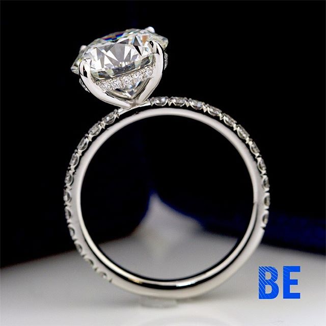 Brilliance is in the emotion of fabricating the perfect Diamond Solitaire! #lovehermadly #breathtaking #dreamscometrue✨ #ringsofinstagram #custommadejewelry #bespokejewellery #shesaidyes #luxuryring #design #marrymerings #instaring #ringsofinstagram 