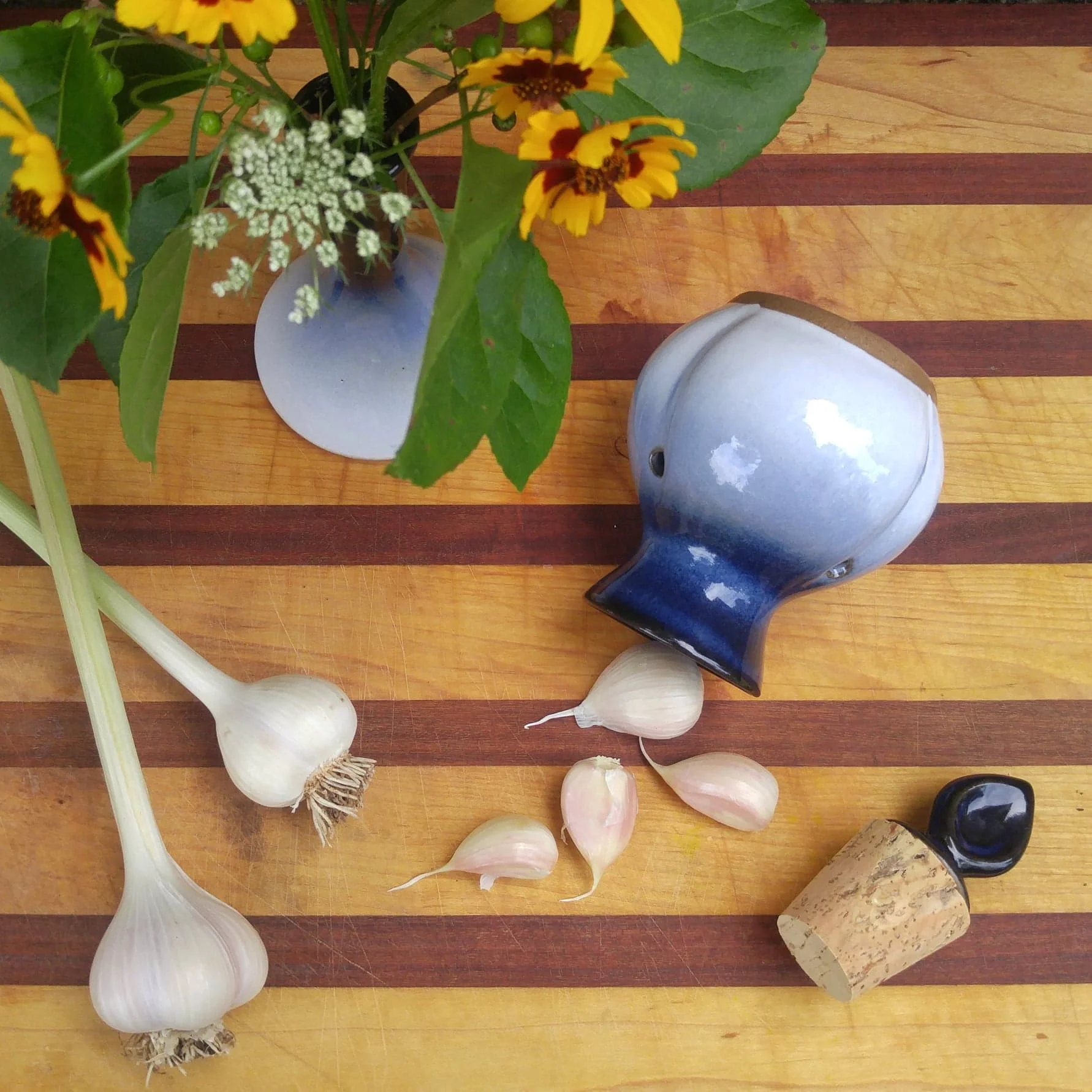 garlic pot.jpg