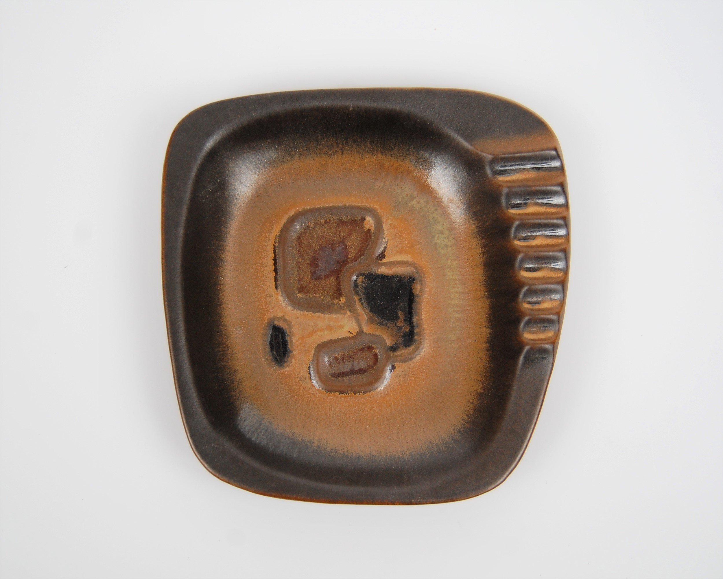 Peter Pots Providence Ashtray 1948-1953