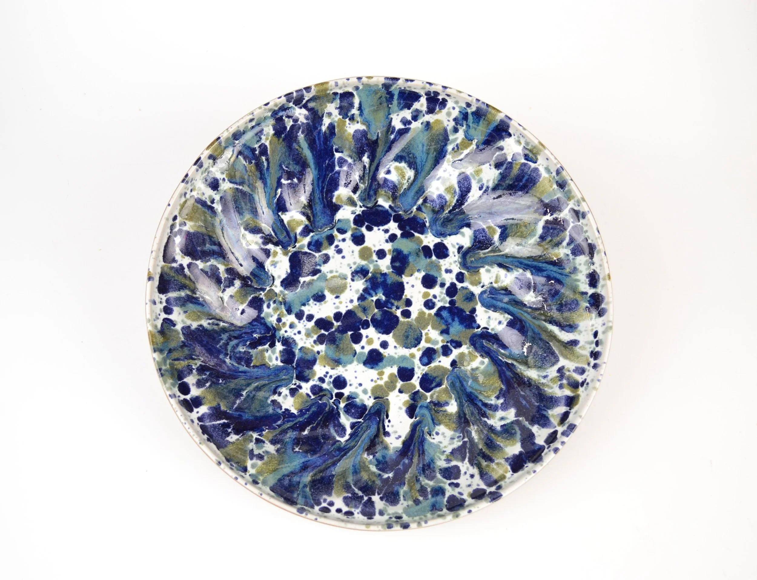 Spatter-Glazed Pie Plate