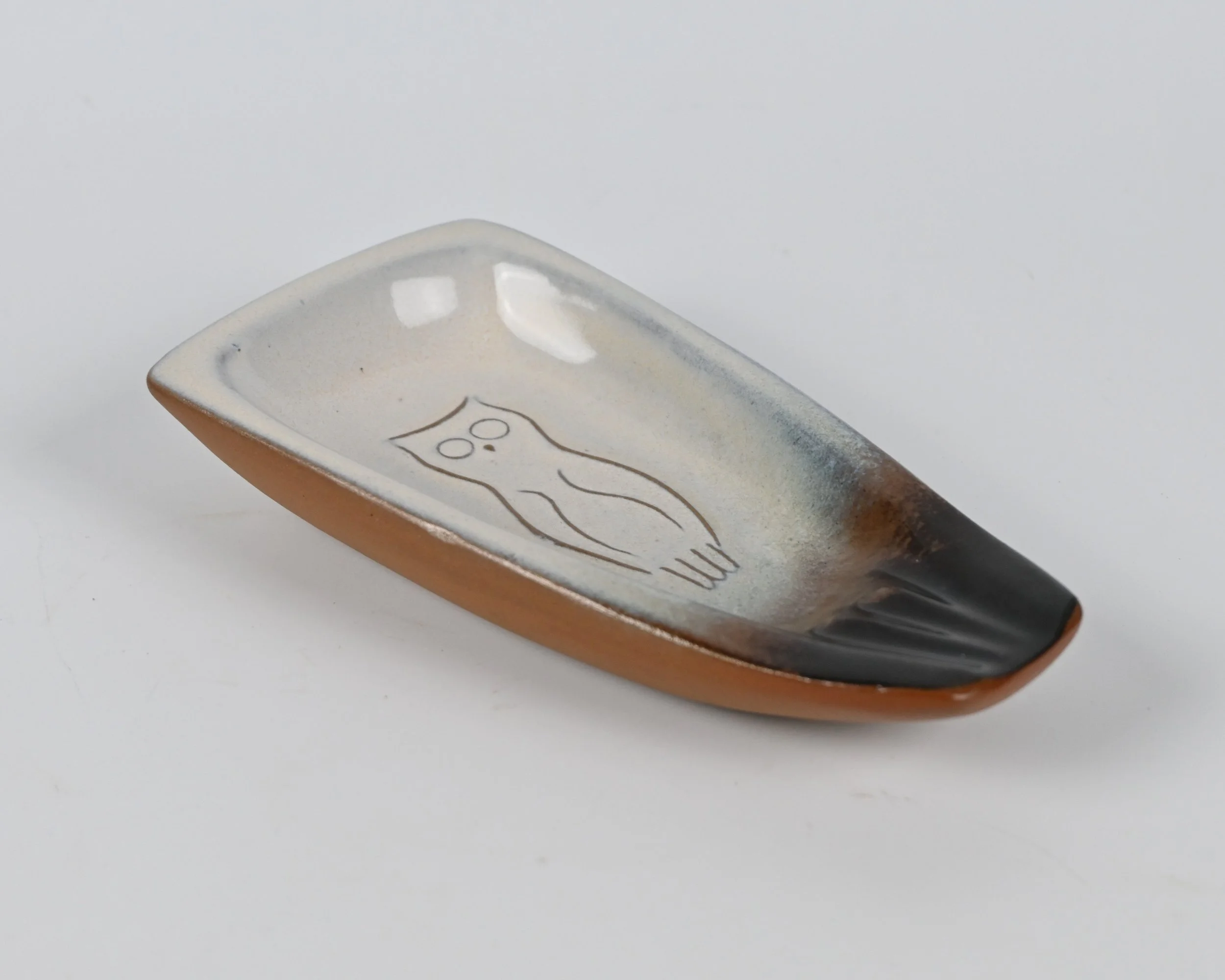 ashtray owl 2025 (3).JPG