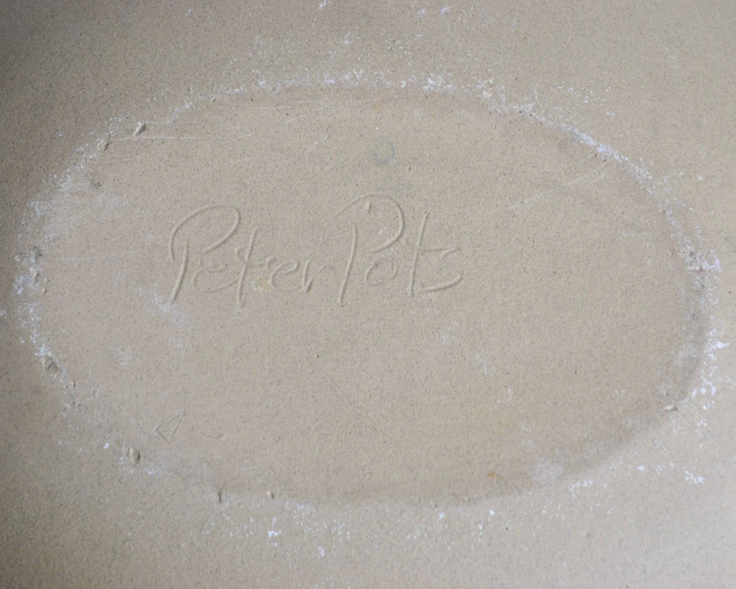 lg oval sgraffito s 2025 1.JPG