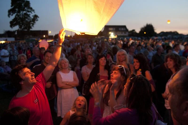 lanterns.jpg