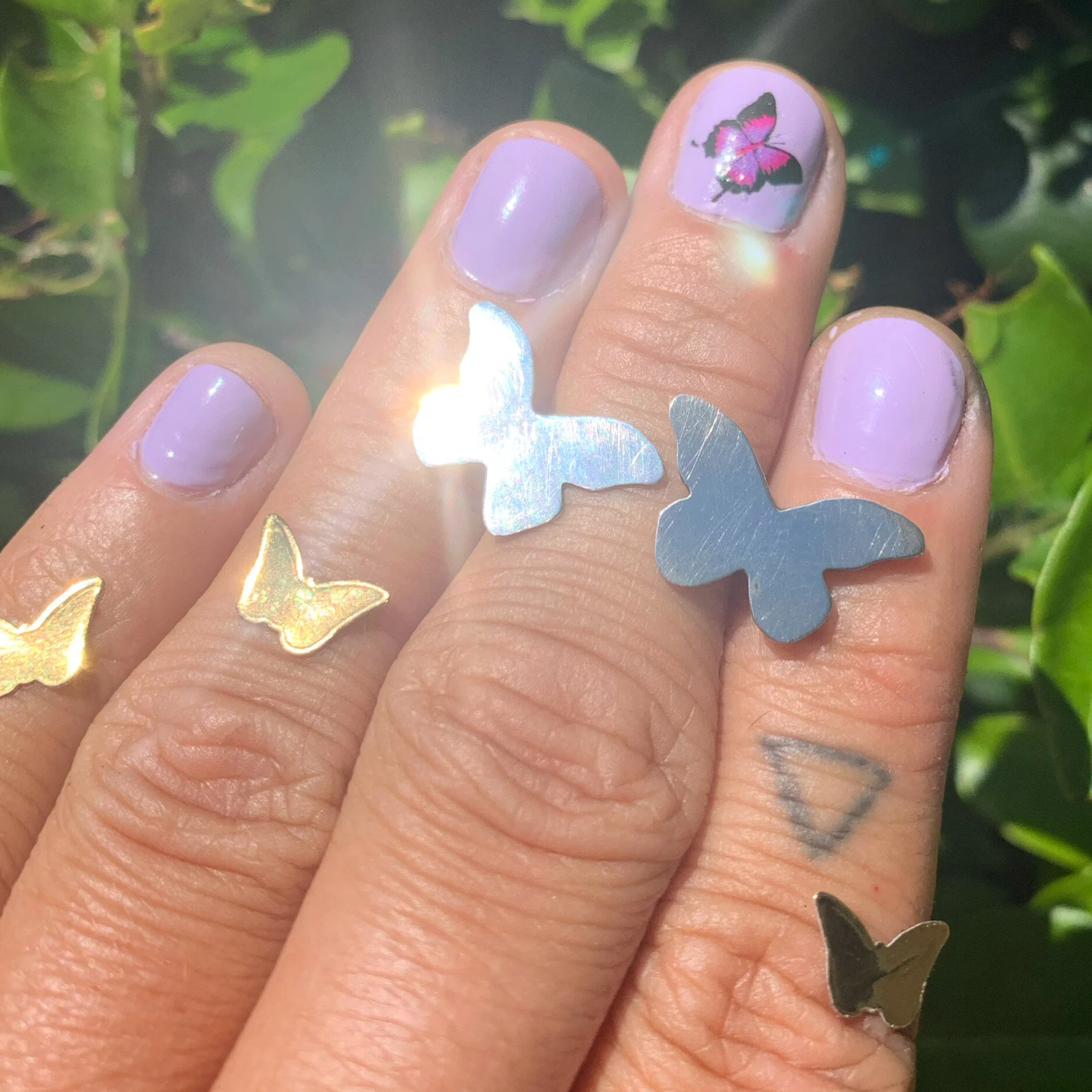 77CF11F7-96C0-40A2-8BC7-703C88629BAD