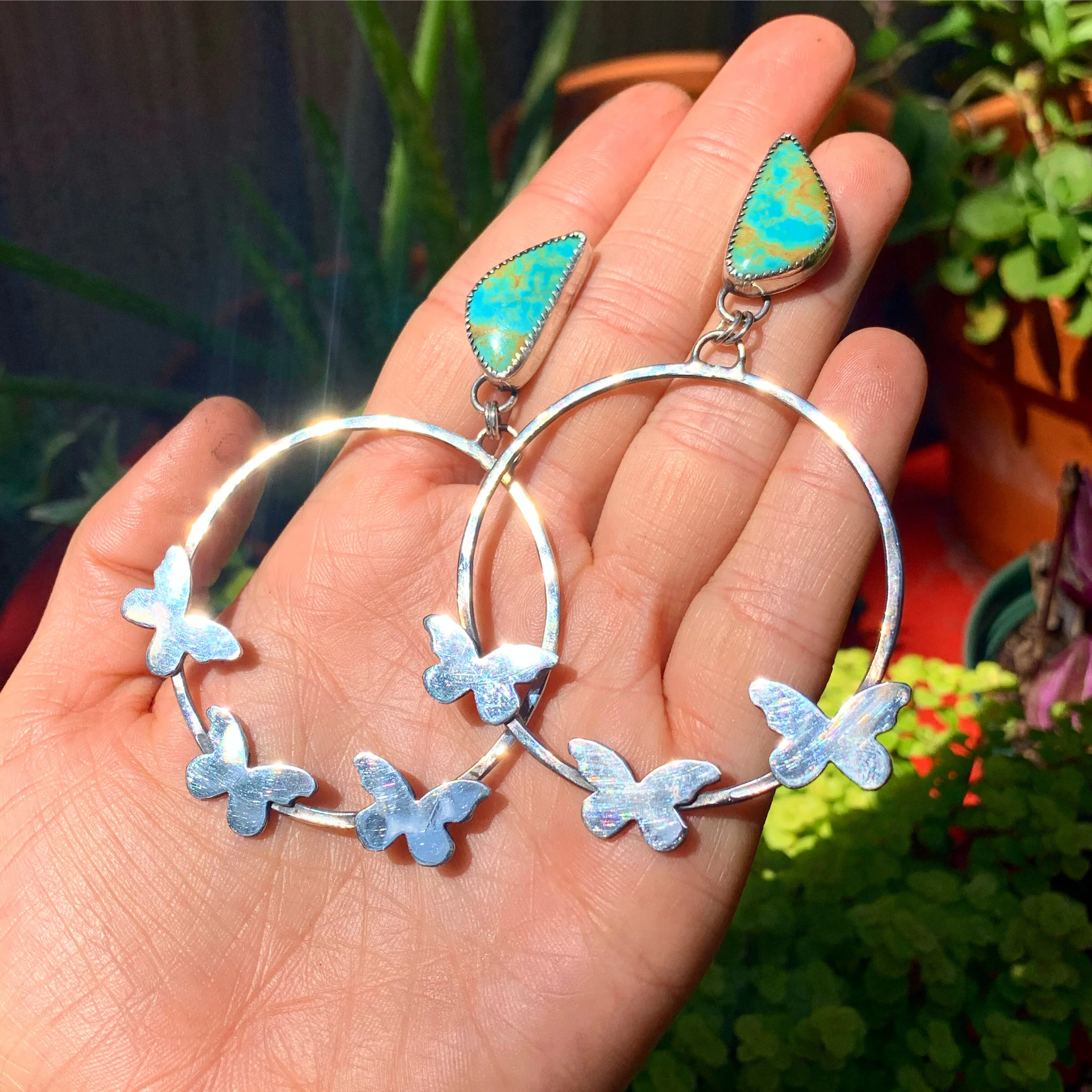 4FD4A1CD-EA21-4CCD-B758-F0715930A9D3