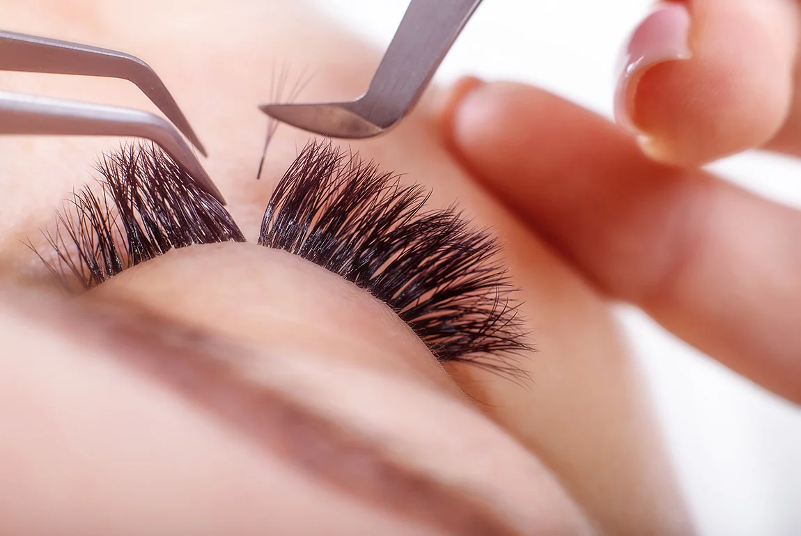 amora_beauty_studio_lash_service_miami.jpg