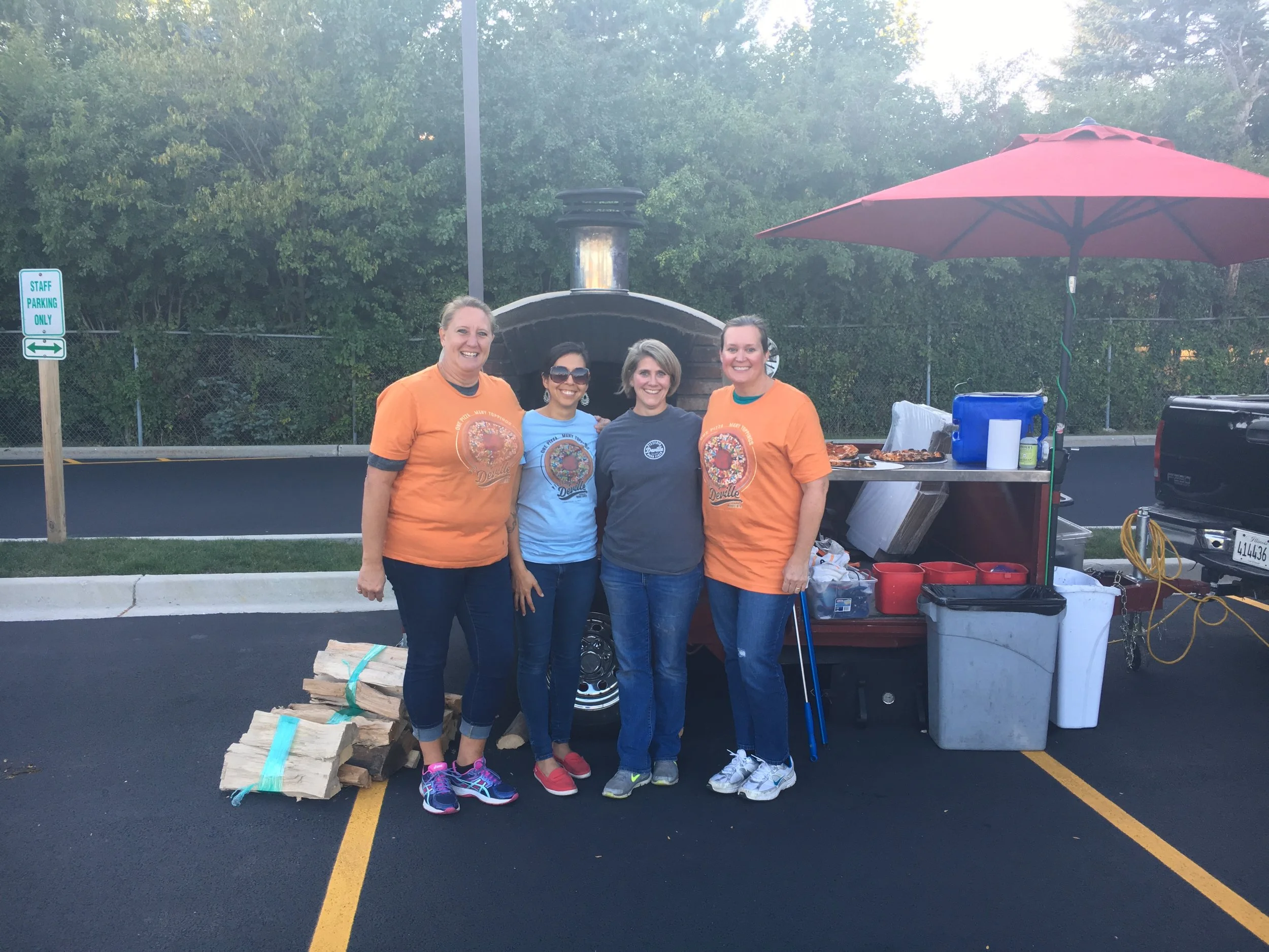 Pizzeria DeVille needs us!