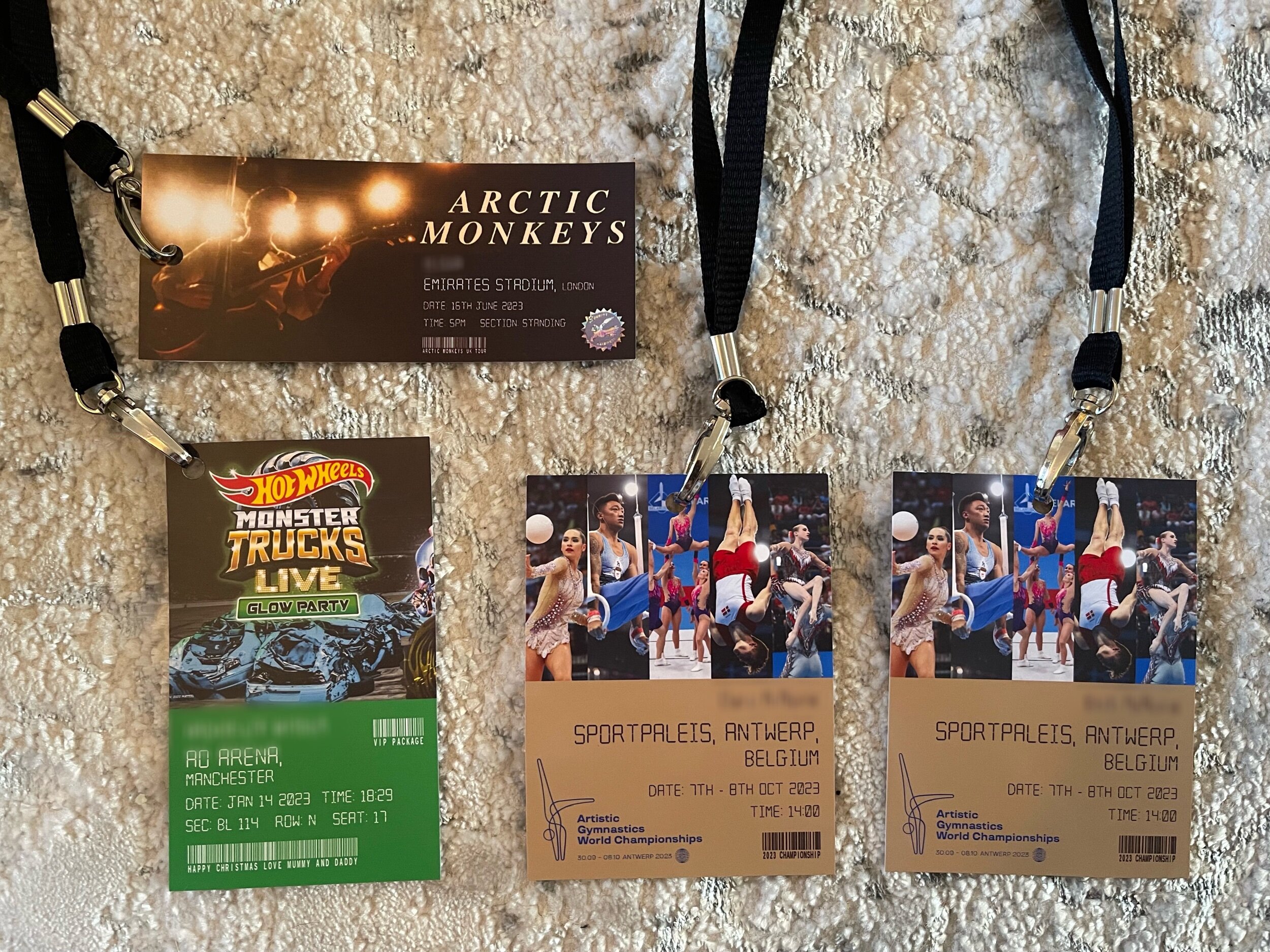 A2E26B99-6F78-4C19-AE2F-328FF6E98F37