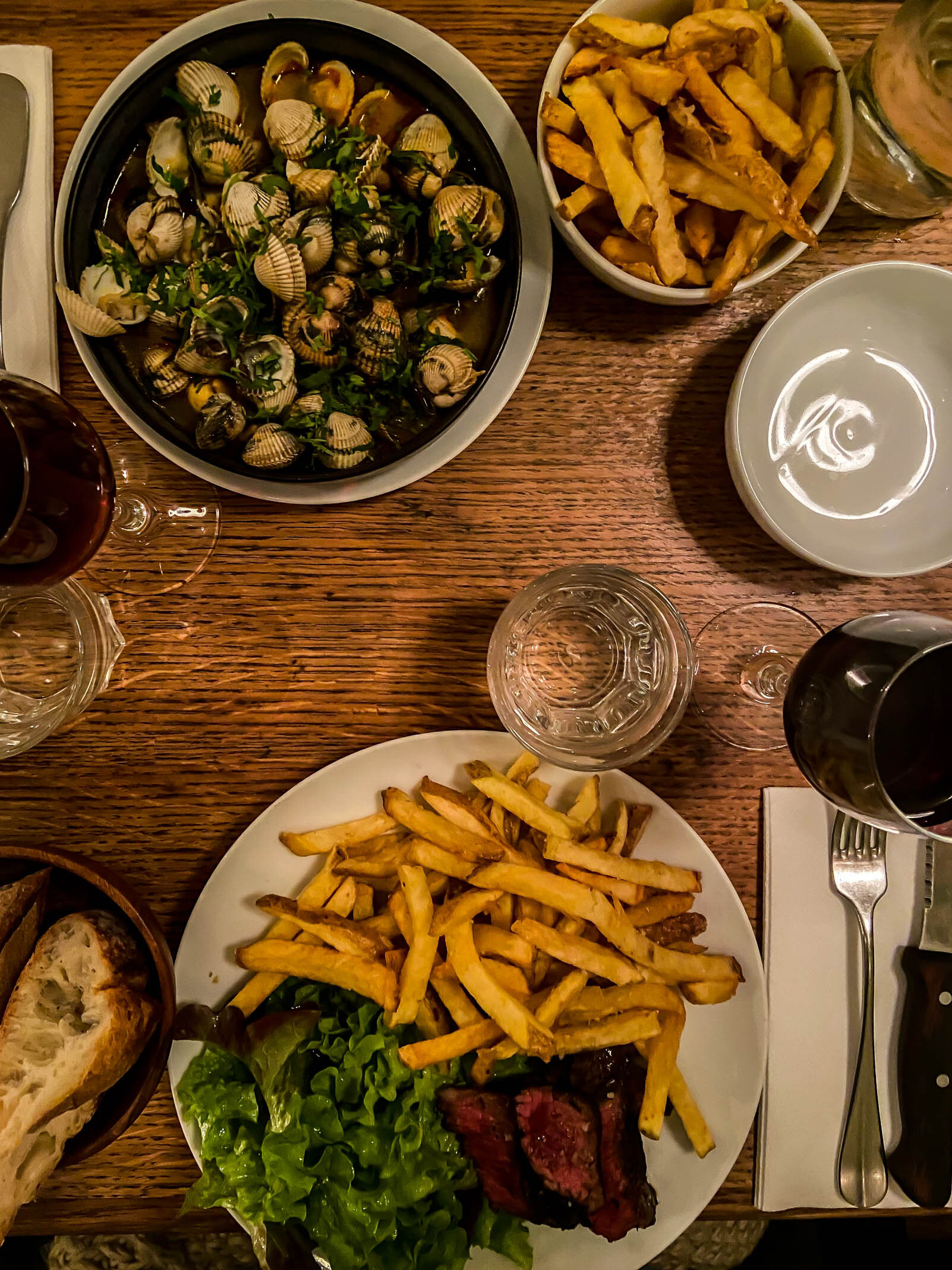 steak frite and clams at Poulette