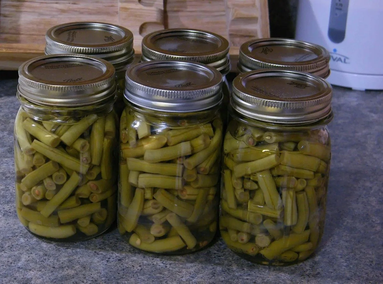 Pressure Canning Workshop

Join N.C. Cooperative Extension, Davidson County for a hands-on Pressure Canning class on Thursday, May 28 from 9:00 AM &ndash; 1:00 PM in Lexington, NC.

This workshop focuses on safely preserving low-acid foods using a pr