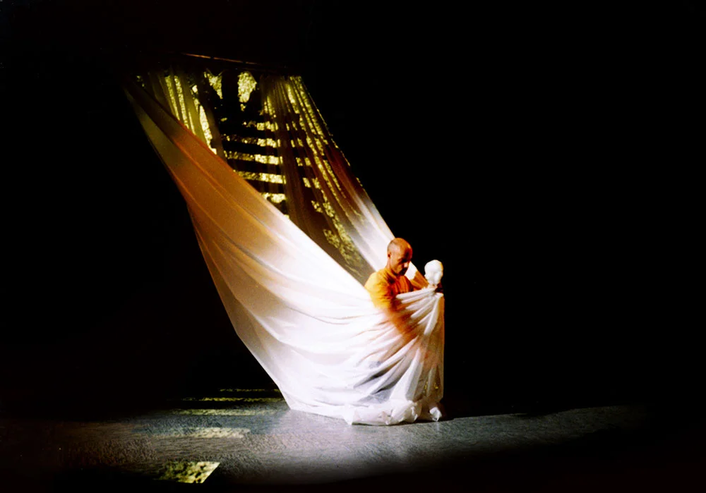 Sisyphos – Schatten- und Tanztheater (2004)