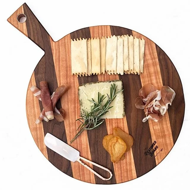 It&rsquo;s official...the rounds are probably our favorite boards! 😍 But stripes or solids???
&bull;
It&rsquo;s been a while since we&rsquo;ve posted and we&rsquo;ve missed it! Thanks for sticking around with us even though, we openly admit, there h