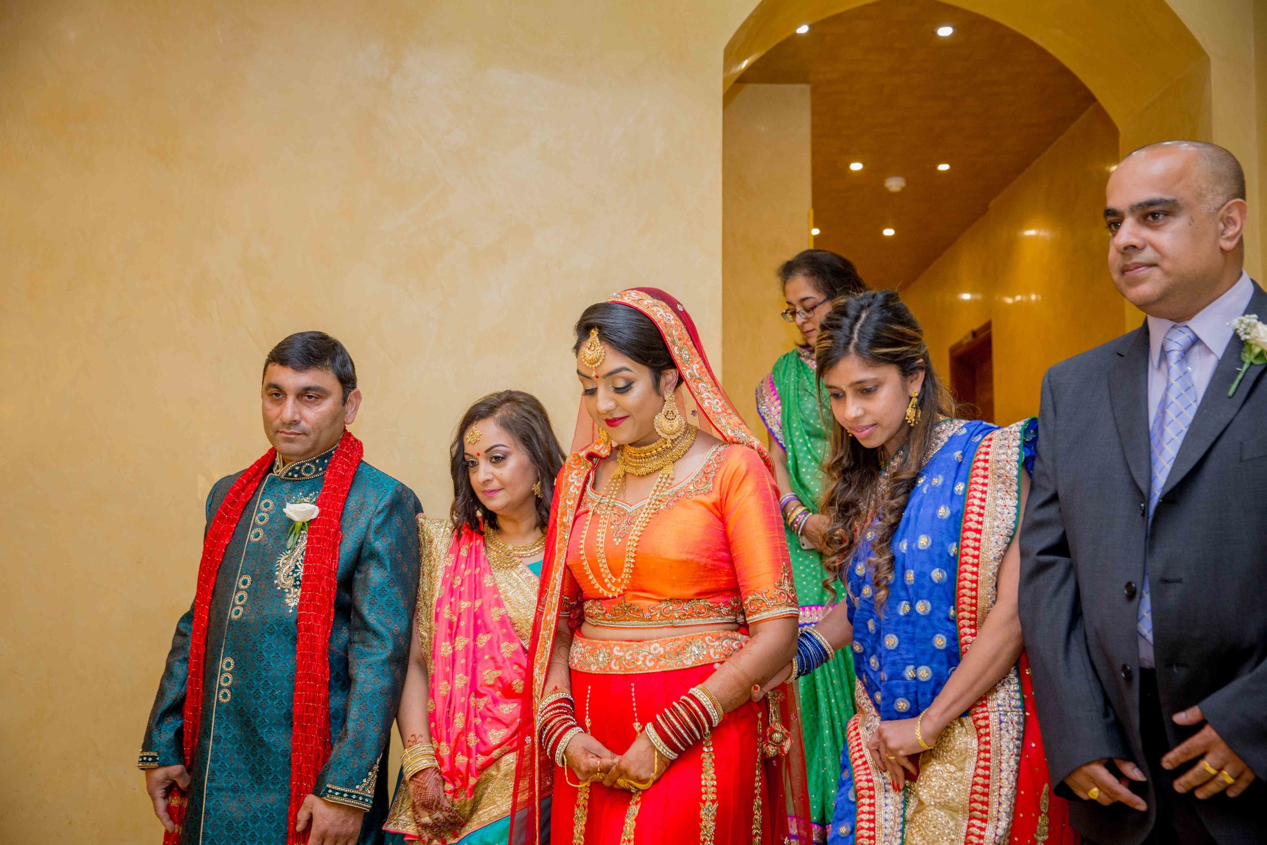 premier-banquetting-london-Hindu-asian-wedding-photographer-natalia-smith-photography-16.jpg